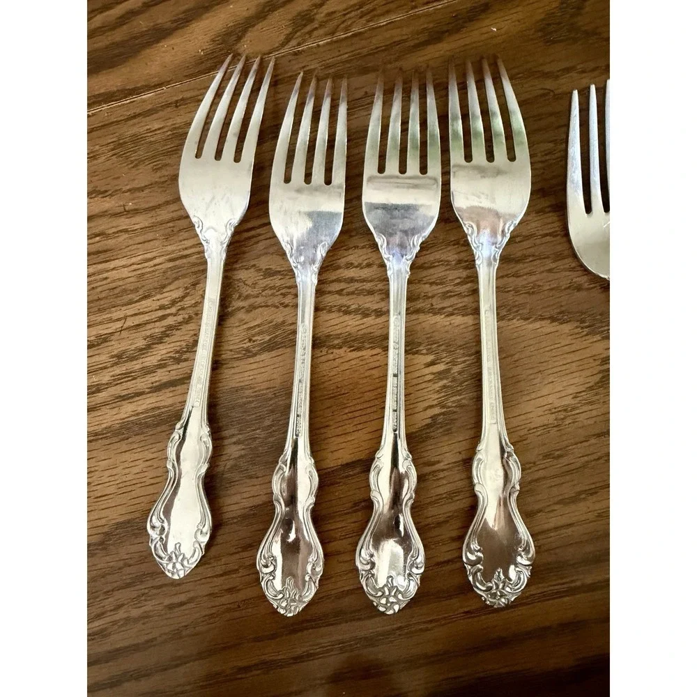 Reed & Barton HIGHGROVE Silverware‎ 18/10 Stainless Flatware Set 20 DISCONTINUED